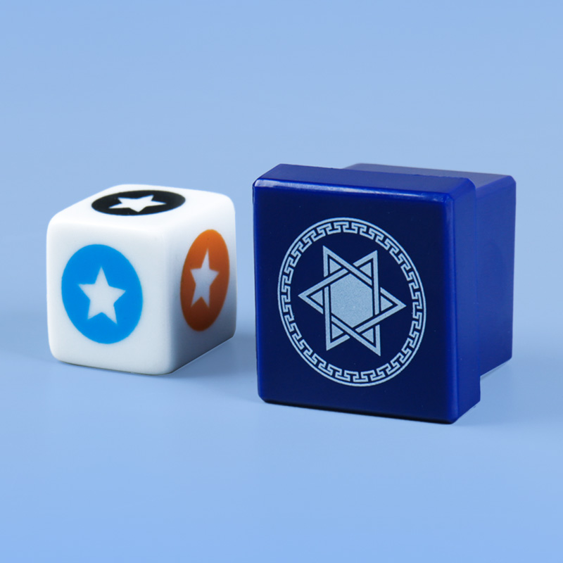 Cubo Magico Deluxe per Previsi - Party Games Children recensione e prezzo