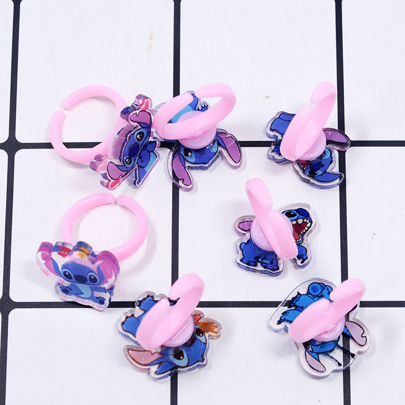 Anello in acrilico Stitch 10/2 - Party Games Children recensione e prezzo